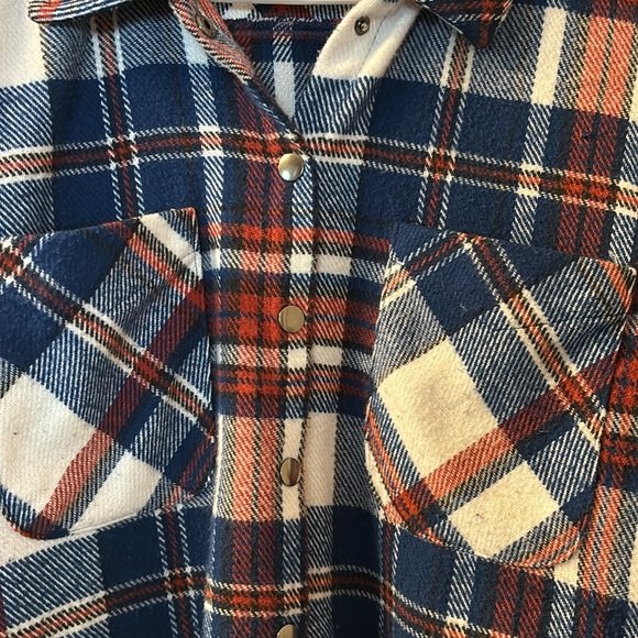 Ecothreads button down thick flannel size large - Picture 2 of 5